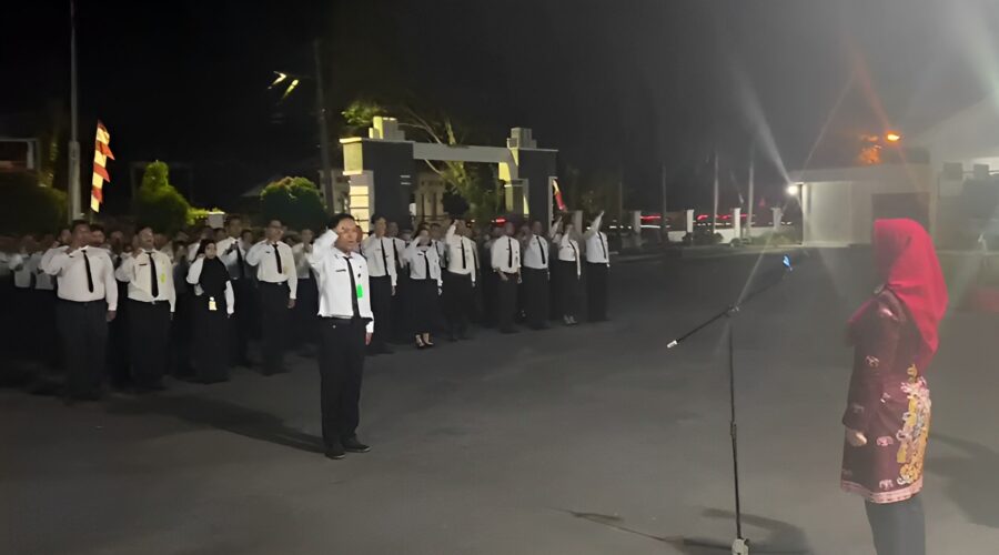 Tanamkan Semangat Bela Negara Bagi CPNS, BPSDM Prov. kalteng Laksanakan Upacara Api Semangat Bela Negara