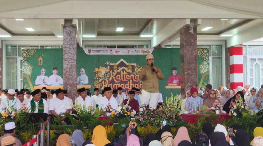 Gubernur Kalteng Mengundang Ustadz Kondang Hadir Mengisi Tauziah