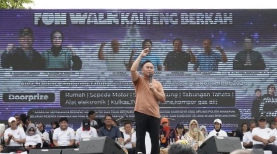 BPSDM Kalteng mengikuti Fun Walk Kalteng Berkah dalam Perayaan HUT ke-63, Bank Kalteng di Kapuas