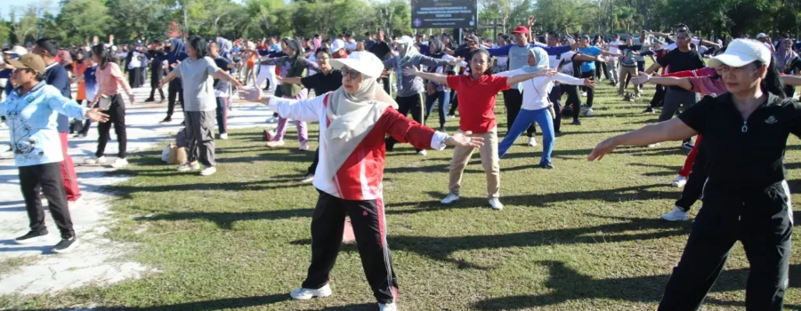 BPSDM Kalteng Turut Meriahkan Senam Bersama ASN di Halaman Kantor Gubernur